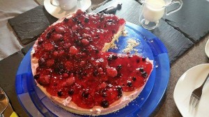 rote grütze torte